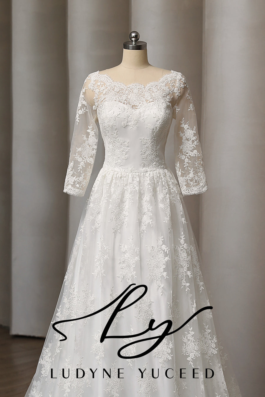Vestido de novia de organza floral 3D sin tirantes con mangas desmontables