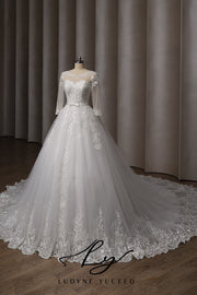 Vestido de novia de organza floral 3D sin tirantes con mangas desmontables