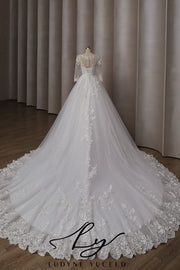 Vestido de novia de organza floral 3D sin tirantes con mangas desmontables