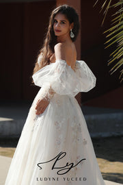 Vestido de novia de organza floral 3D sin tirantes con mangas desmontables