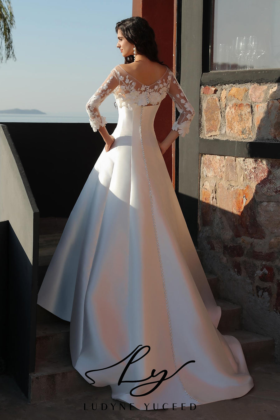 Vestido de novia de organza floral 3D sin tirantes con mangas desmontables