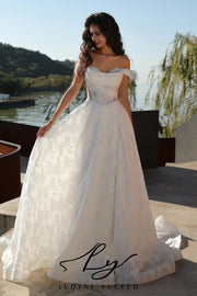 Vestido de novia de organza floral 3D sin tirantes con mangas desmontables