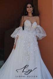 Vestido de novia de organza floral 3D sin tirantes con mangas desmontables