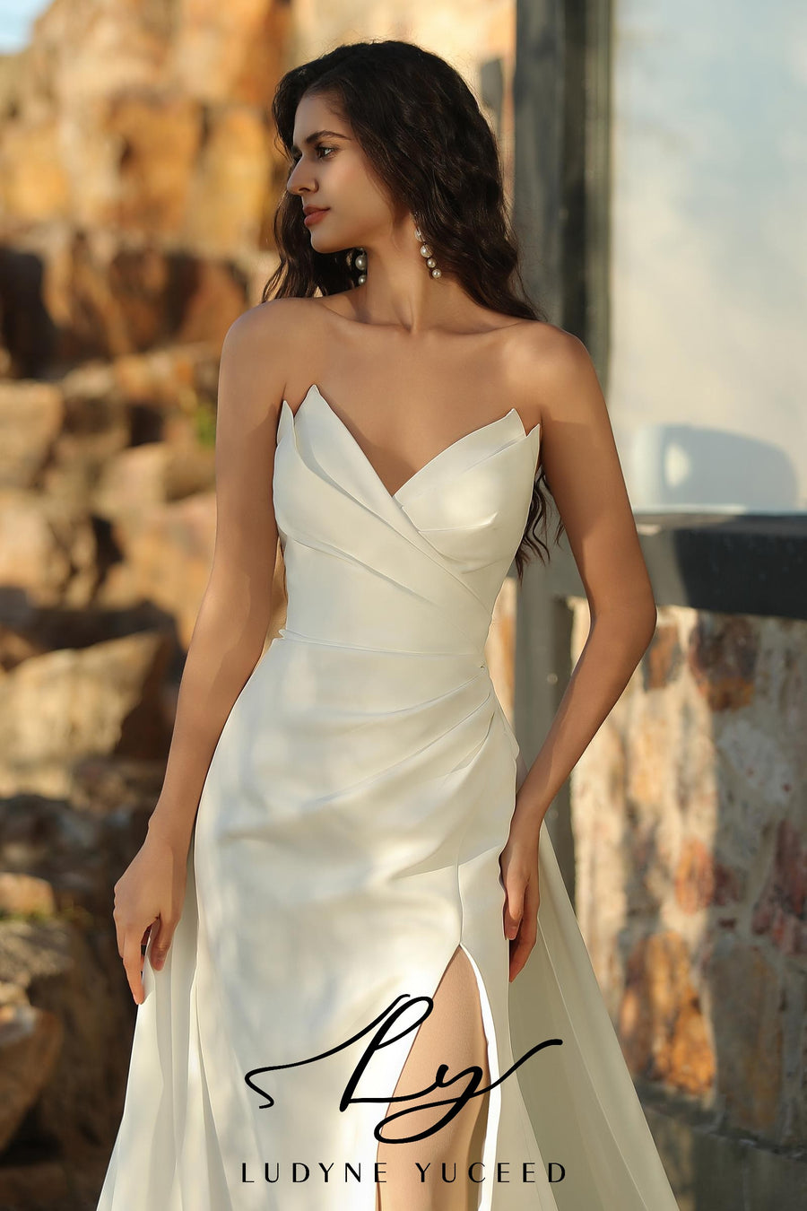 Crepe Pointed Neckline Bridal Gown And Detachable Overskirt