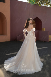 A-Line Strapless 3D Floral Organza Detachable sleeves Wedding Dress