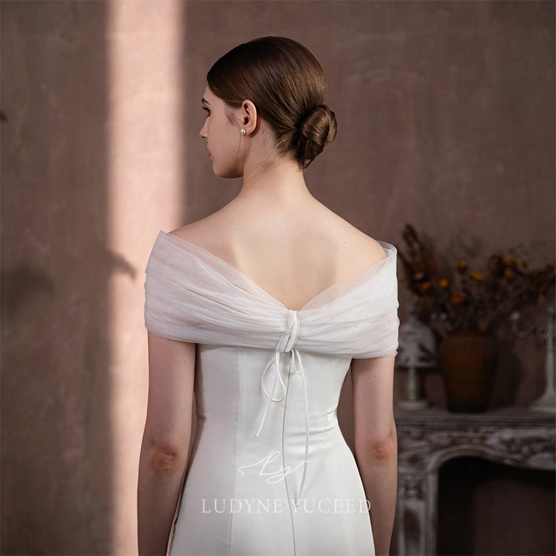 Simple Off-the-shoulder Tulle Bridal Cape