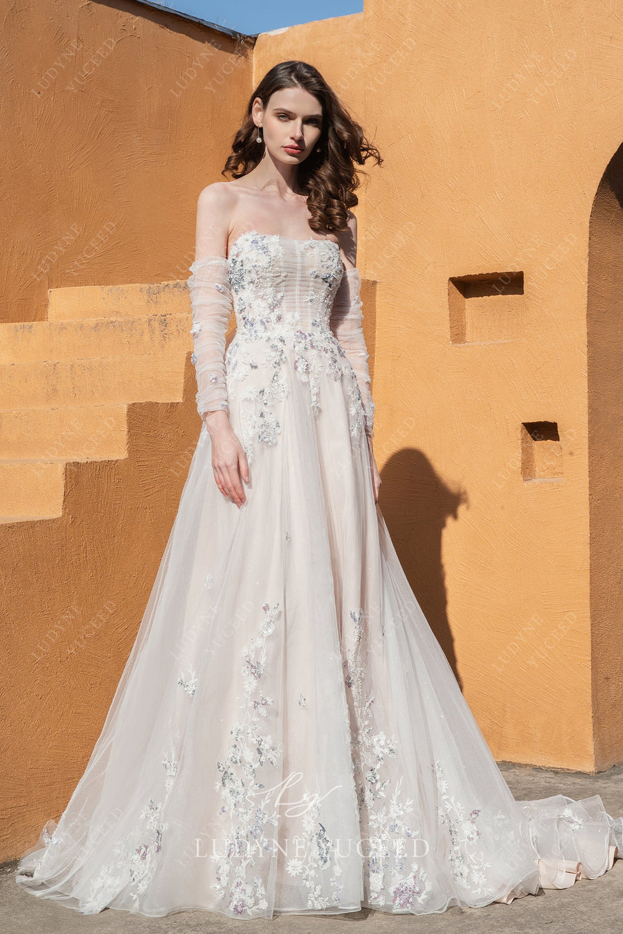 In Stock|Fairytale Floral Lace A-line Bridal Gown Ivory/Nude Pink