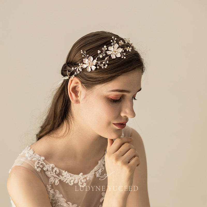 Exquisite Alloy Lacquer Flower Bridal Headpiece