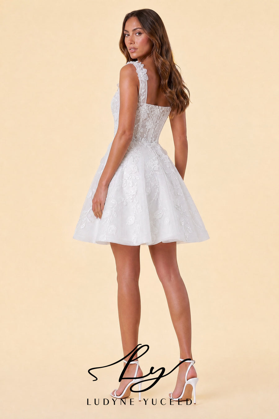 Abito da sposa a-line senza spalline in organza floreale 3D con maniche staccabili