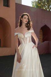 In Stock|Modern Off-the-shoulder Satin Wedding Dress with Pockets