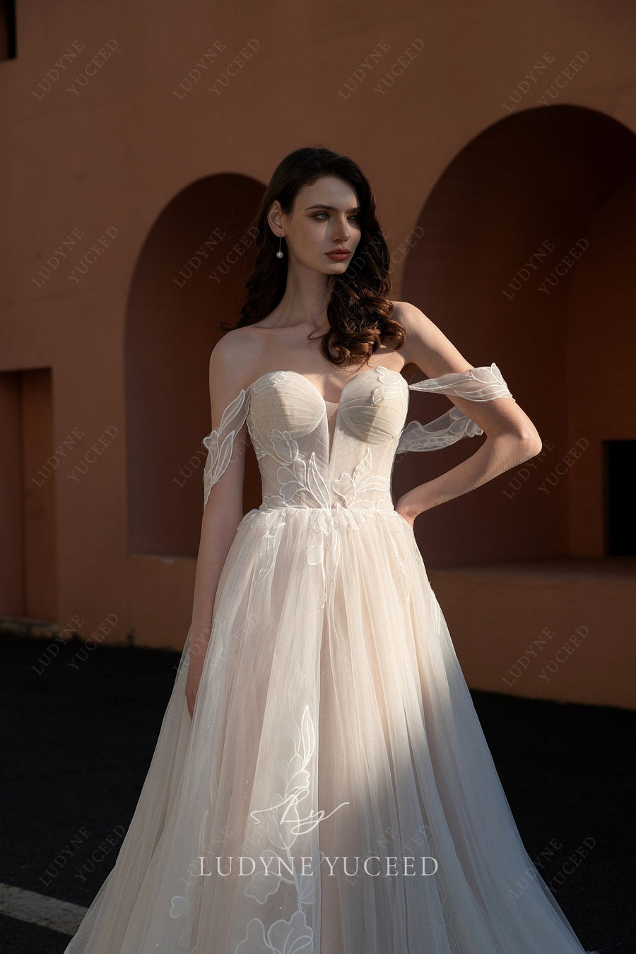 In Stock|Romantic Tulle Floral Lace A-line Wedding Dress