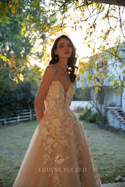 Plunging Sweetheart Floral Detachable Long Sleeves Wedding Dress