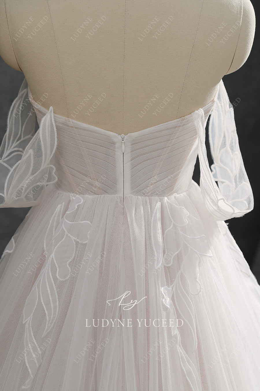 In Stock|Romantic Tulle Floral Lace A-line Wedding Dress