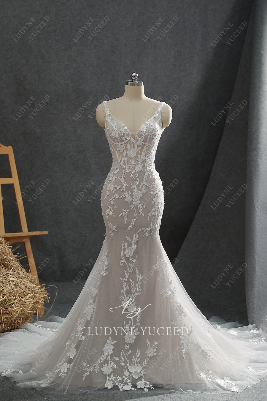 Elegant Fit And Flare Floral Lace Wedding Dress