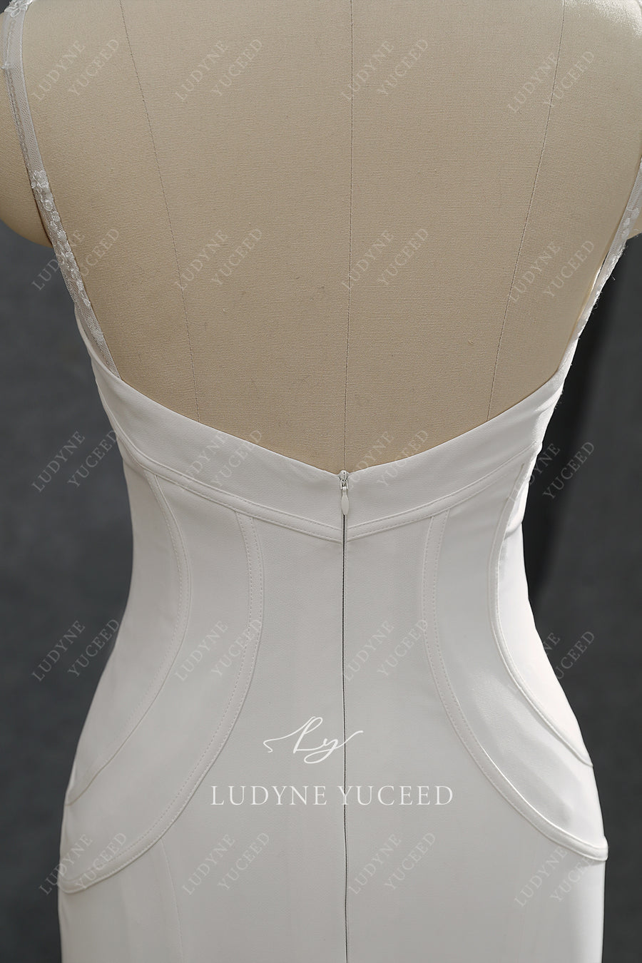 Crepe V-Neck Sexy Exposed Boning Spaghetti Straps Wedding Dress