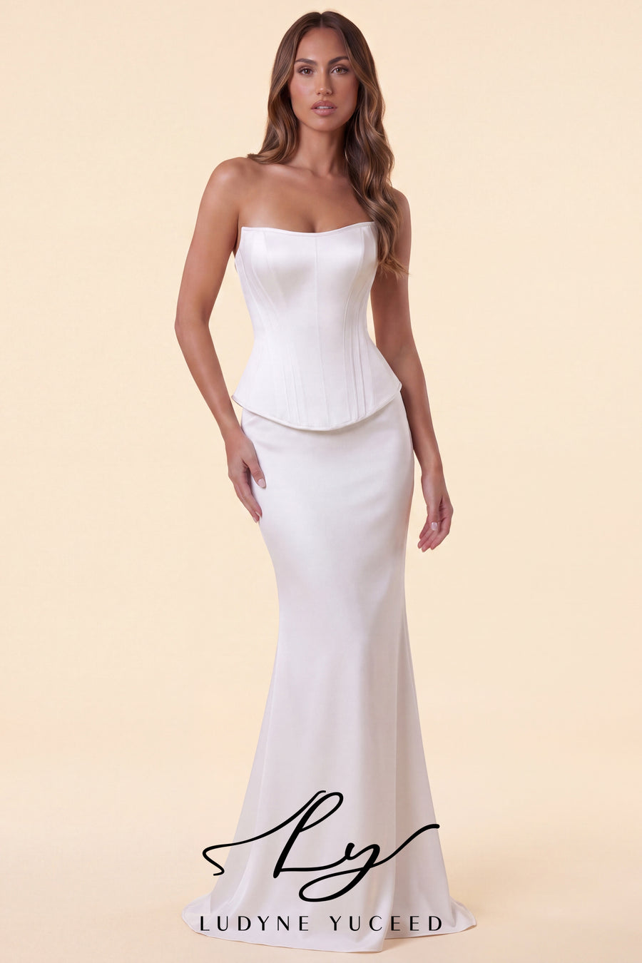 Dreamy Strapless Straight‑Neck Crepe Mini Bridal Gown