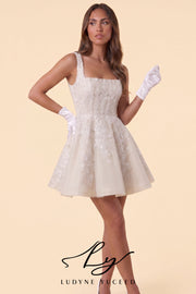 Abito da sposa a-line senza spalline in organza floreale 3D con maniche staccabili
