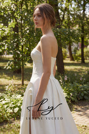 Vestido de novia de organza floral 3D sin tirantes con mangas desmontables