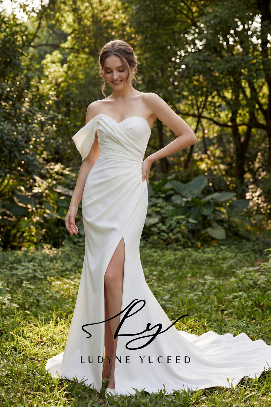 Abito da sposa a-line senza spalline in organza floreale 3D con maniche staccabili