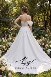 Abito da sposa a-line senza spalline in organza floreale 3D con maniche staccabili