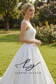 Vestido de novia de organza floral 3D sin tirantes con mangas desmontables