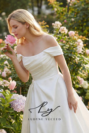 Abito da sposa a-line senza spalline in organza floreale 3D con maniche staccabili