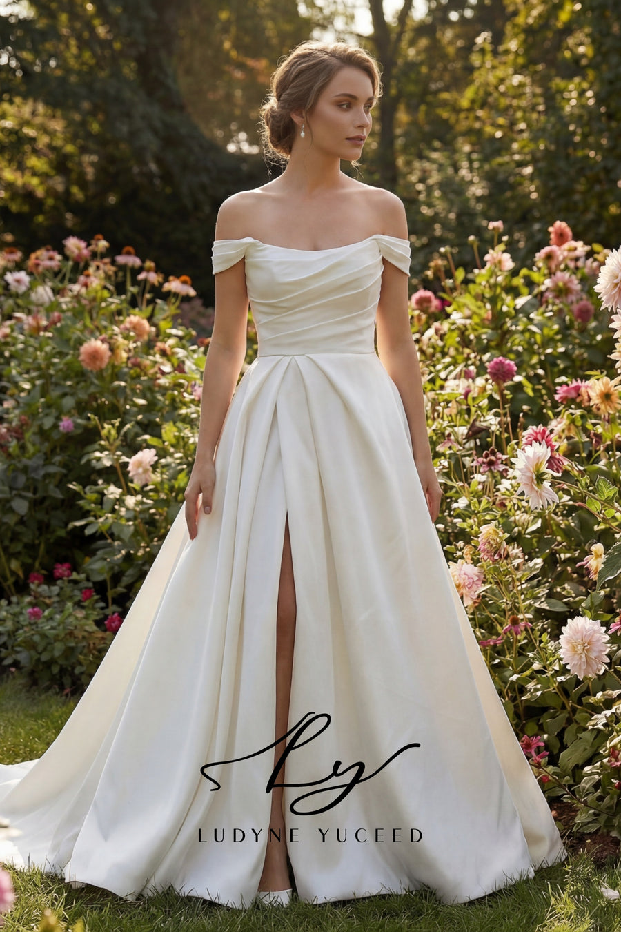 Abito da sposa a-line senza spalline in organza floreale 3D con maniche staccabili