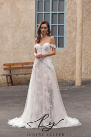Unique Plunge Neckline with Off-The-Shoulder Lace Wedding Gown