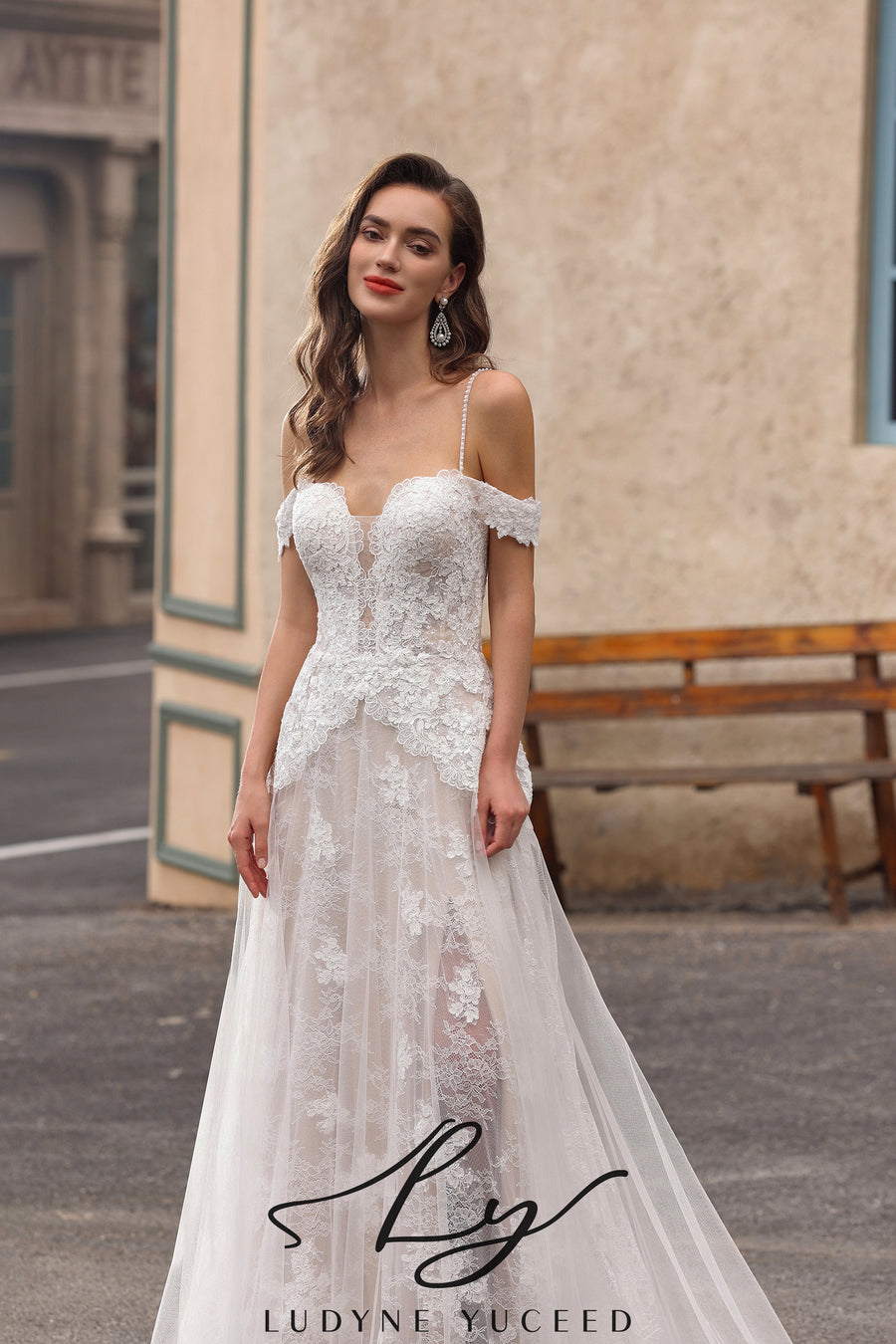 Unique Plunge Neckline with Off-The-Shoulder Lace Wedding Gown