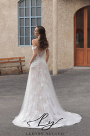 Unique Plunge Neckline with Off-The-Shoulder Lace Wedding Gown