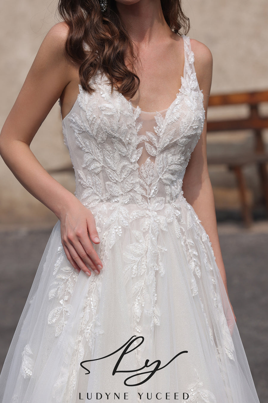 Abito da sposa a-line senza spalline in organza floreale 3D con maniche staccabili