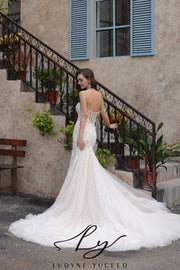 Vestido de novia de organza floral 3D sin tirantes con mangas desmontables