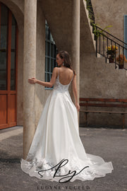 Abito da sposa a-line senza spalline in organza floreale 3D con maniche staccabili