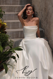 Vestido de novia de organza floral 3D sin tirantes con mangas desmontables