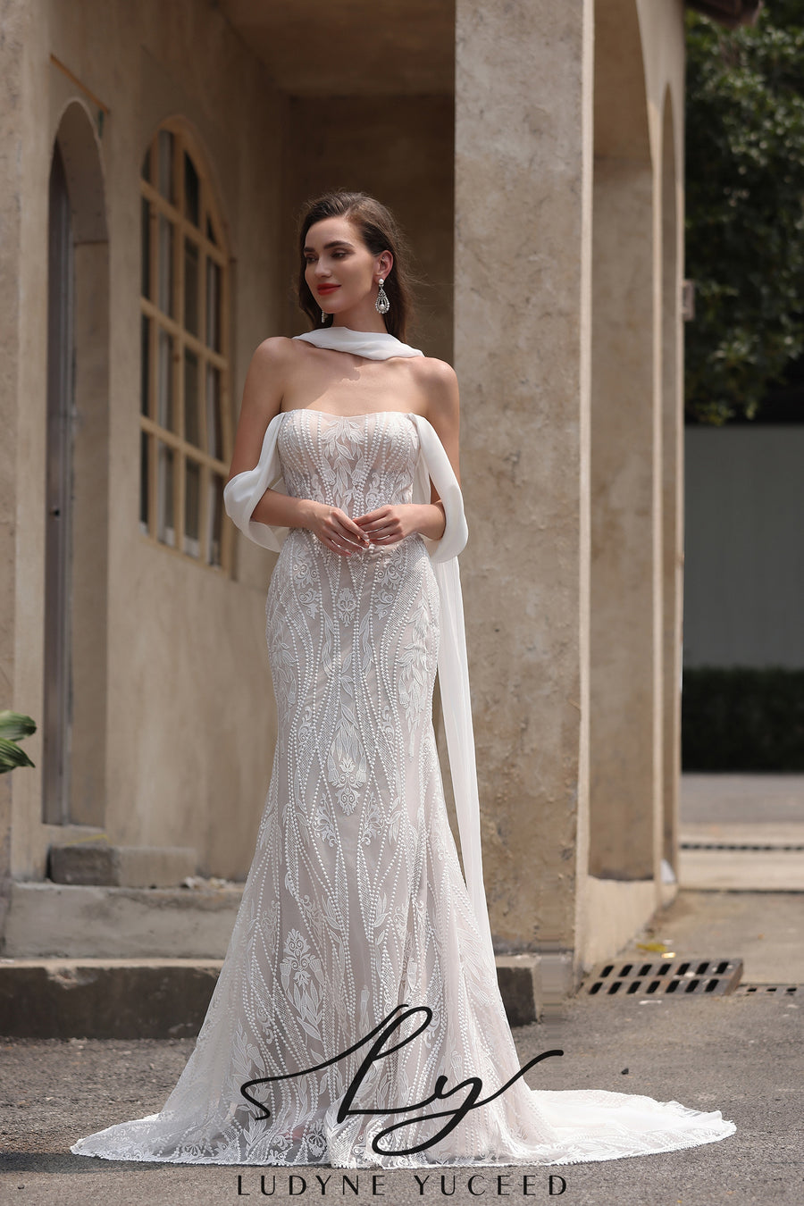 Vestido de novia de organza floral 3D sin tirantes con mangas desmontables