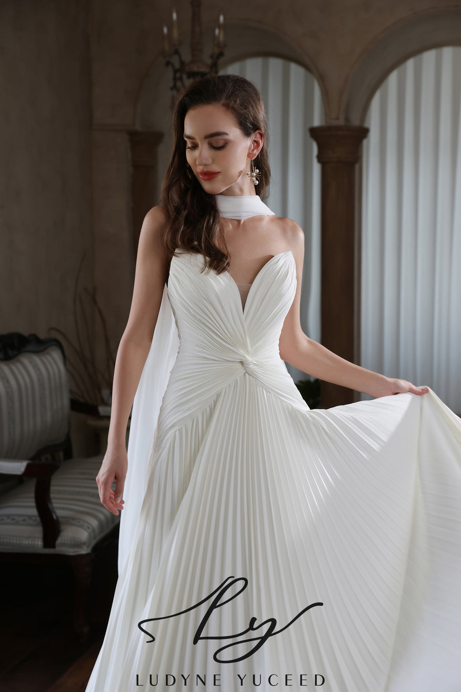 Abito da sposa a-line senza spalline in organza floreale 3D con maniche staccabili