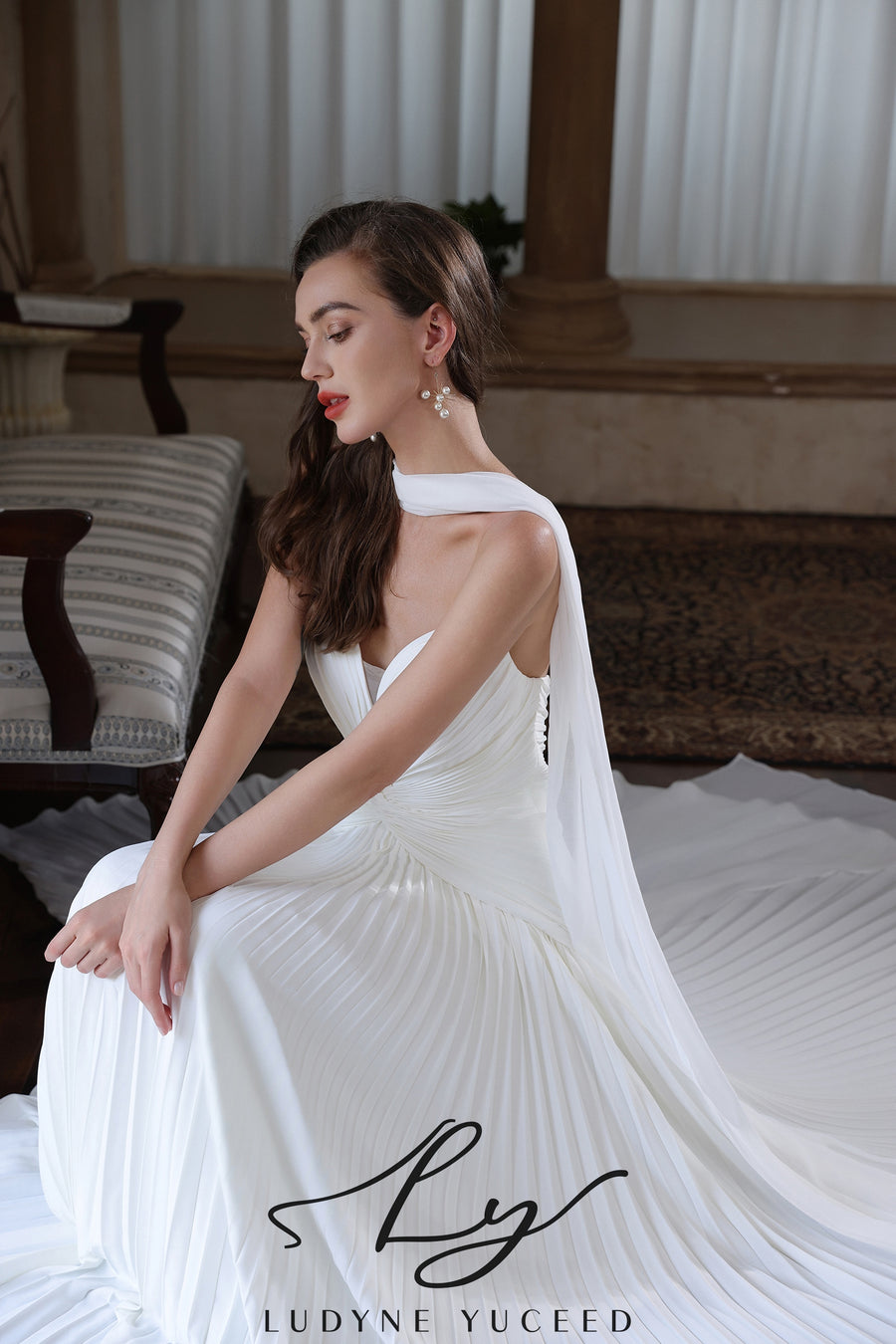 Abito da sposa a-line senza spalline in organza floreale 3D con maniche staccabili