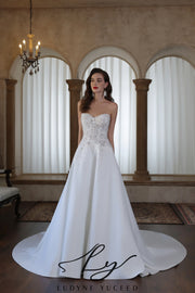 Abito da sposa a-line senza spalline in organza floreale 3D con maniche staccabili