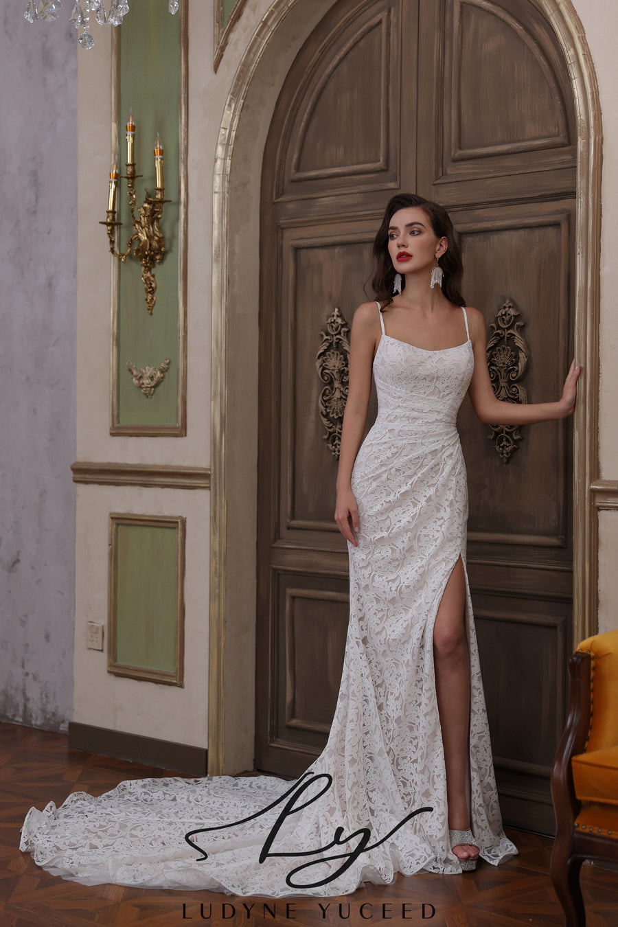 Abito da sposa a-line senza spalline in organza floreale 3D con maniche staccabili