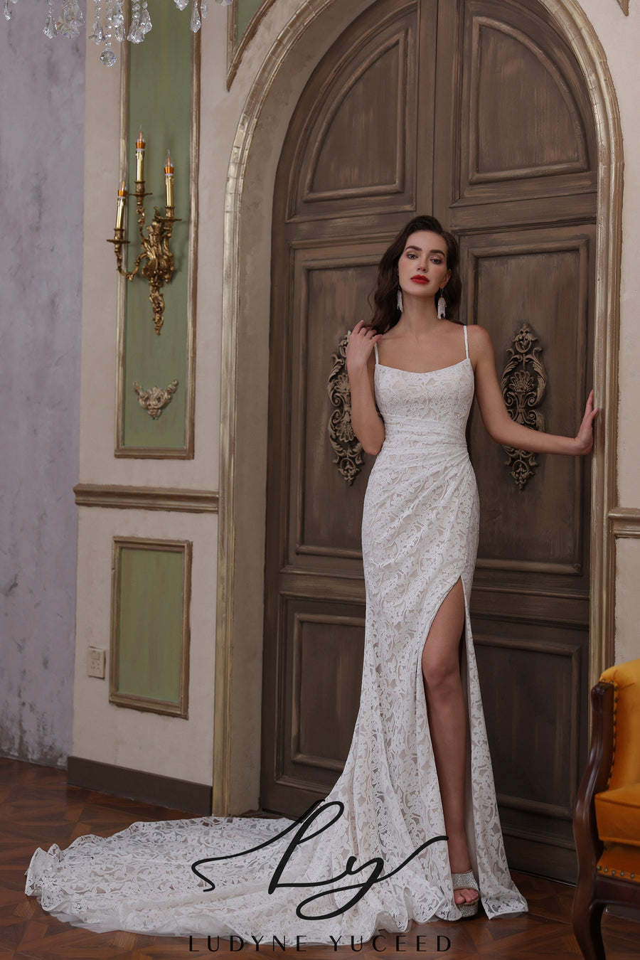 Abito da sposa a-line senza spalline in organza floreale 3D con maniche staccabili