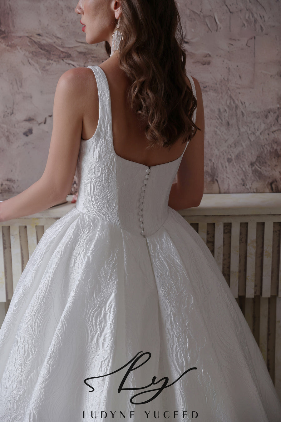 Abito da sposa a-line senza spalline in organza floreale 3D con maniche staccabili