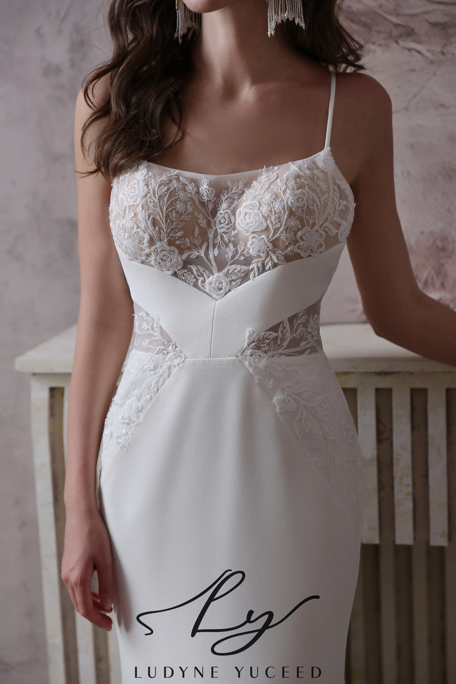Abito da sposa a-line senza spalline in organza floreale 3D con maniche staccabili