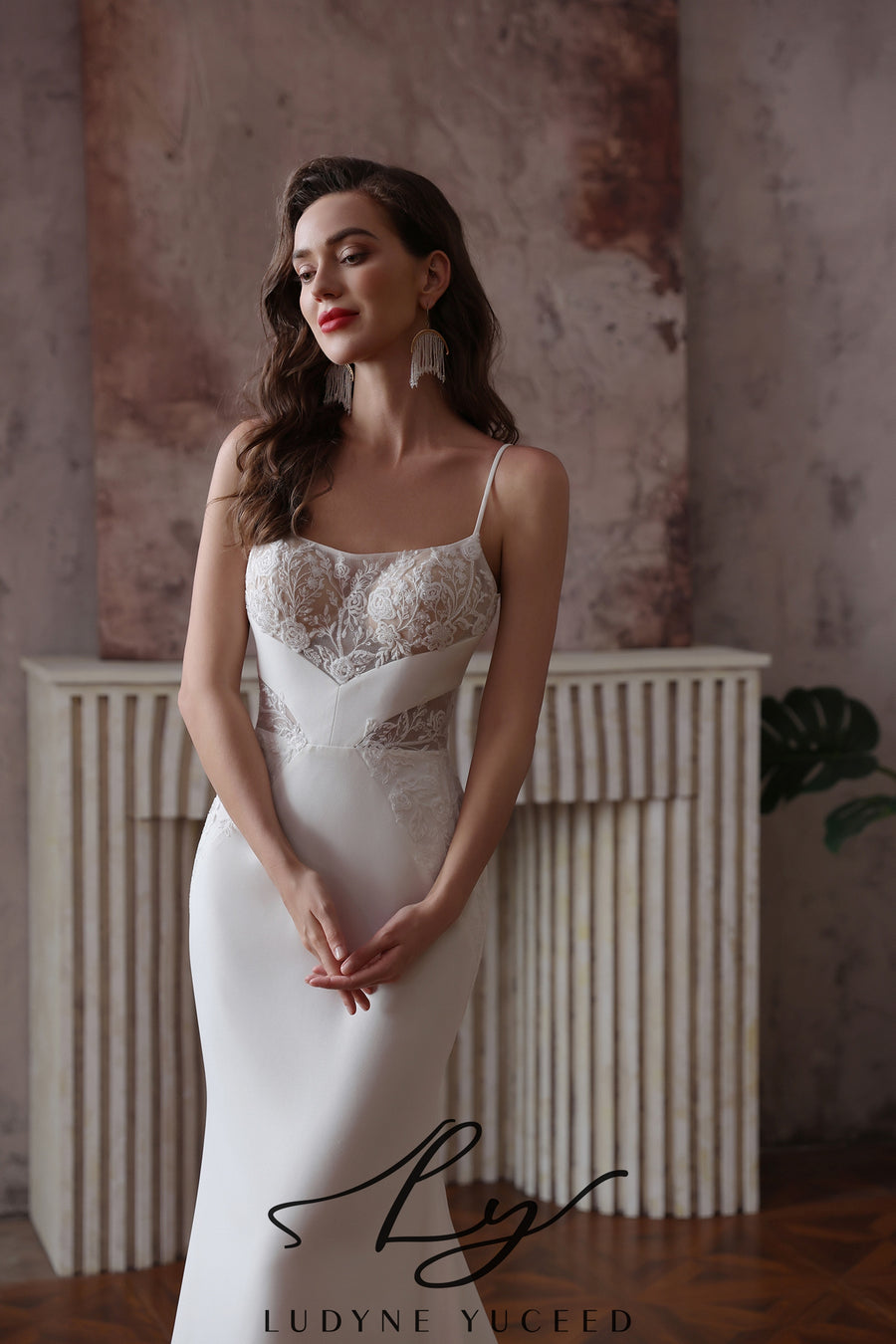 Abito da sposa a-line senza spalline in organza floreale 3D con maniche staccabili