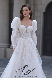 Vestido de novia de organza floral 3D sin tirantes con mangas desmontables