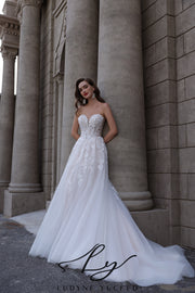 Vestido de novia de organza floral 3D sin tirantes con mangas desmontables