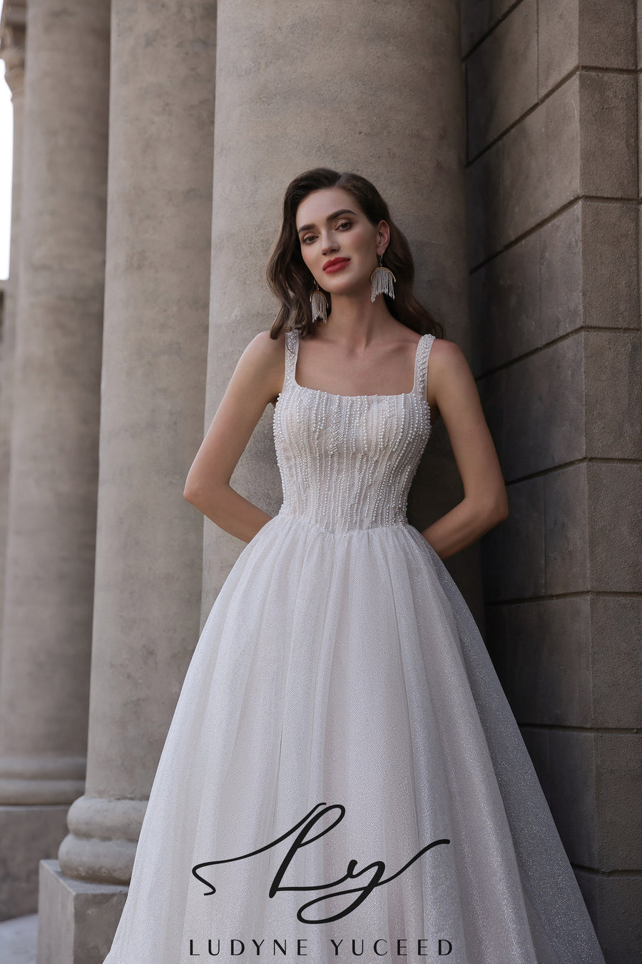 Abito da sposa a-line senza spalline in organza floreale 3D con maniche staccabili