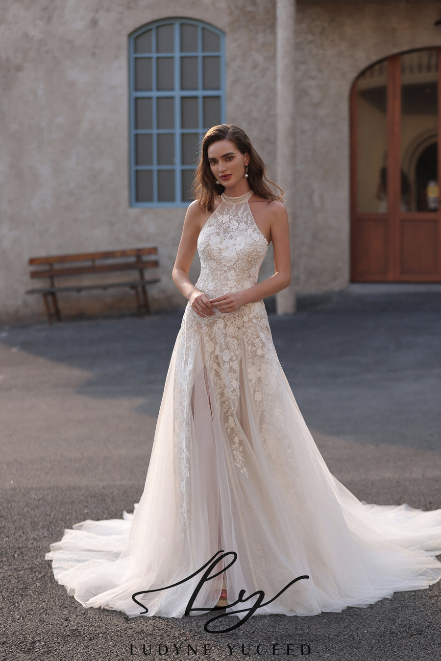 Abito da sposa a-line senza spalline in organza floreale 3D con maniche staccabili
