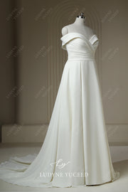 Sweetheart A Line Pleated Sleeveless A Line Court Train Wedding Dress