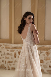 Luxurious Floral Lace A-line Illusion Neck Wedding Dress