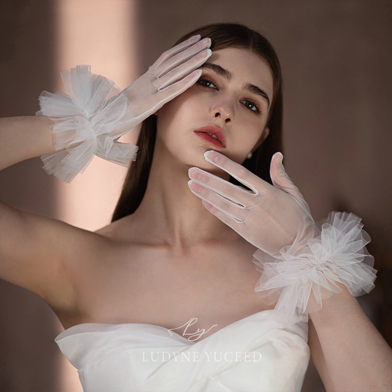 Super Fairy Short Ruffled Bridal Gloves